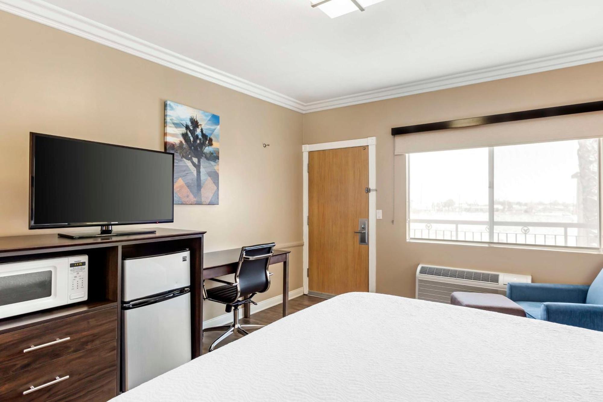 Best Western China Lake Inn Риджкрест Екстериор снимка
