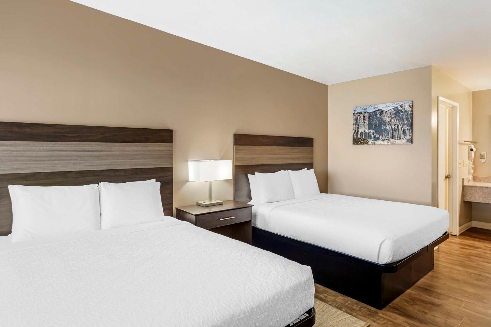Best Western China Lake Inn Риджкрест Екстериор снимка