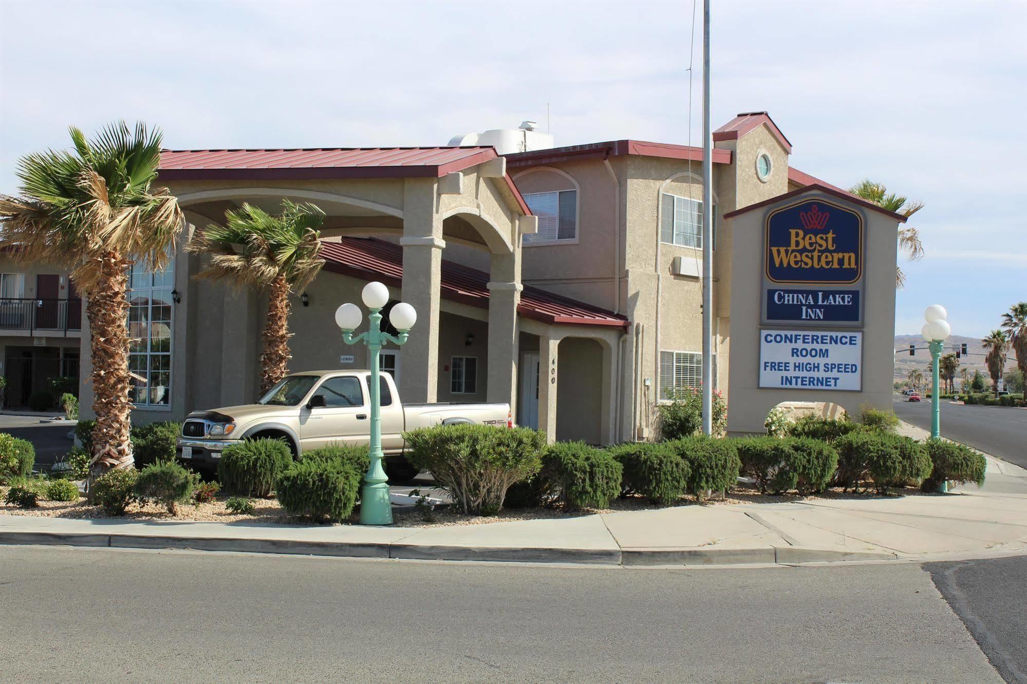 Best Western China Lake Inn Риджкрест Екстериор снимка