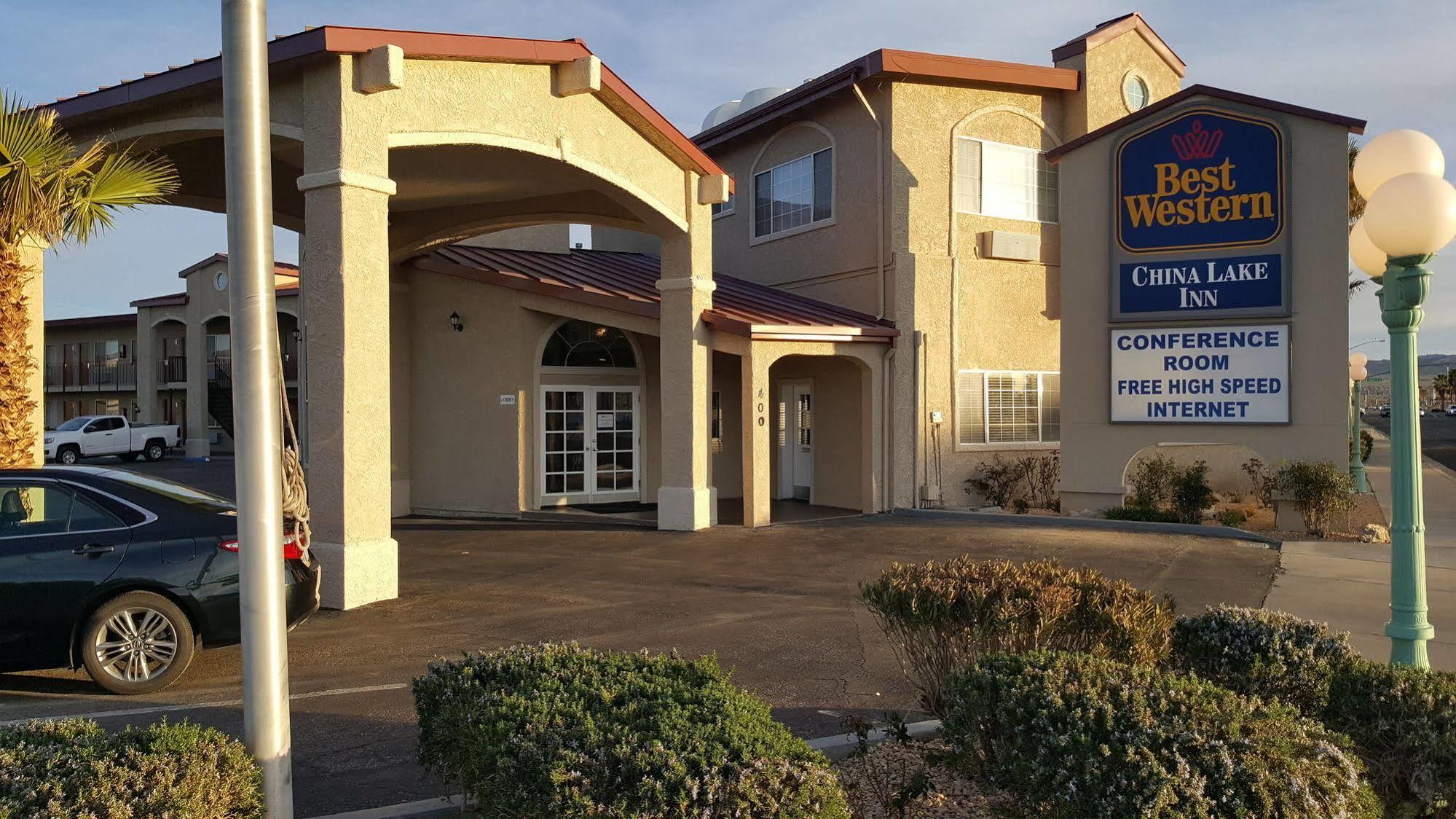 Best Western China Lake Inn Риджкрест Екстериор снимка